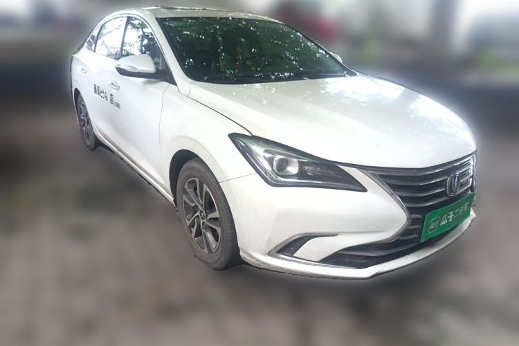 Used CHANGAN Eado 2018 1.6L GDI Manual Fashion Edition Front Right 45 Deg