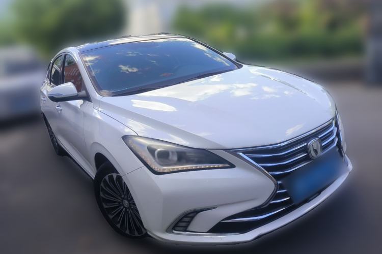 Used CHANGAN Eado 2018 High-Energy Edition 1.6L GDI Automatic Lingfeng Model China V Standard Front Right 45 Deg