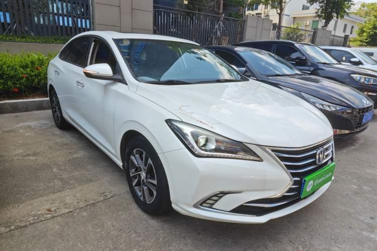 Used CHANGAN Eado 2018 High-Energy Edition 1.6L GDI Automatic Pioneer Model China V Standard Front Right 45 Deg