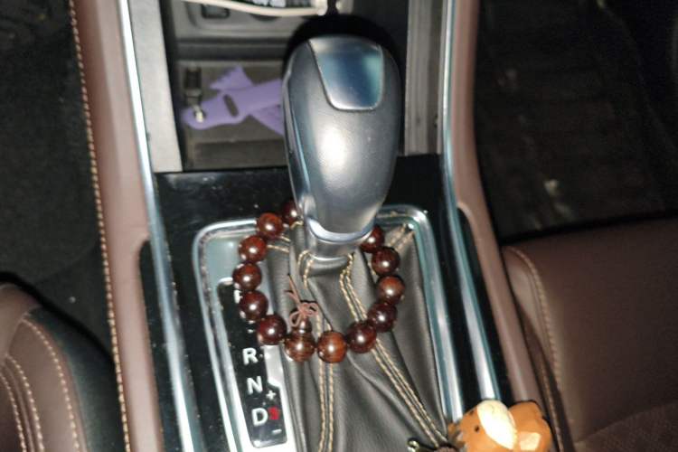 Used CHANGAN Eado 2018 1.6L GDI Automatic LingShang Model Gear Lever