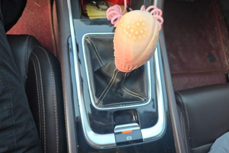 Used CHANGAN Eado 2018 1.6L GDI Manual LingShang Model Gear Lever