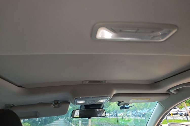 Used CHANGAN Eado 2018 1.6L GDI Automatic LingShang Model Headliner