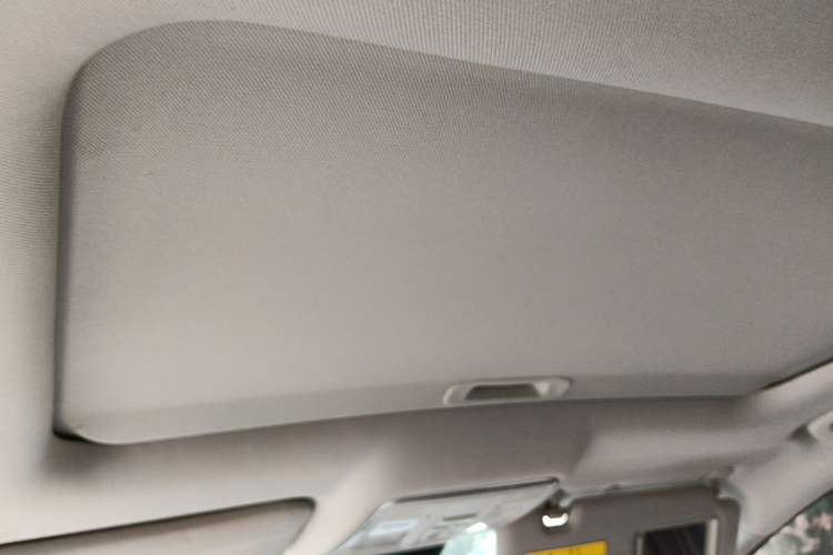 Used CHANGAN Eado 2018 1.6L GDI Automatic LingShang Model Headliner