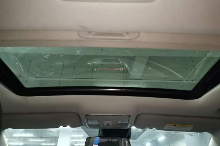 Used CHANGAN Eado 2018 1.6L GDI Automatic LingShang Model Headliner
