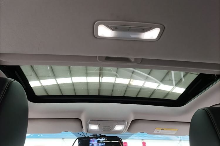 Used CHANGAN Eado 2018 High-Energy Edition 1.6L GDI Manual Pioneer Model China V Standard Headliner