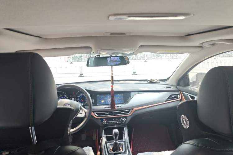 Used CHANGAN Eado 2018 1.6L GDI Manual Trendy Model China V Standard Headliner