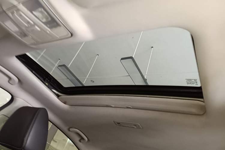 Used CHANGAN Eado 2018 1.6L GDI Manual Fashion Edition Headliner