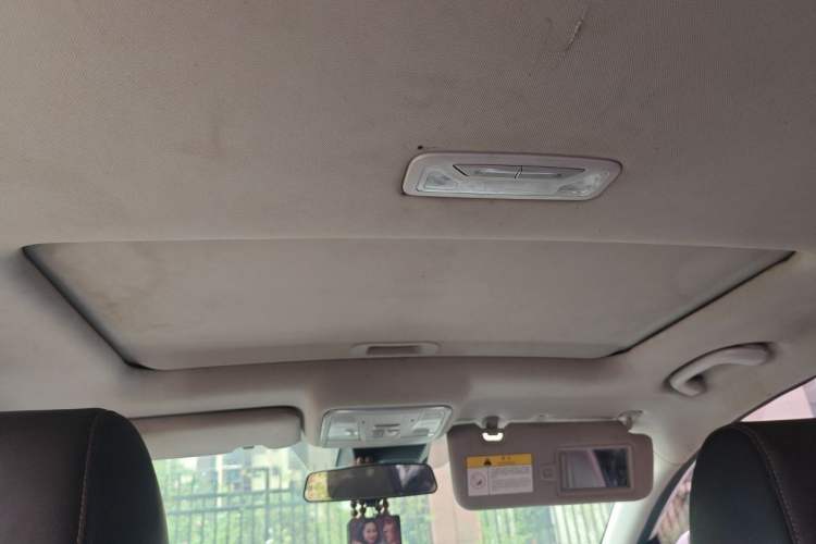 Used CHANGAN Eado 2018 High-Energy Edition 1.6L GDI Automatic Zhenfeng Model China V Standard Headliner