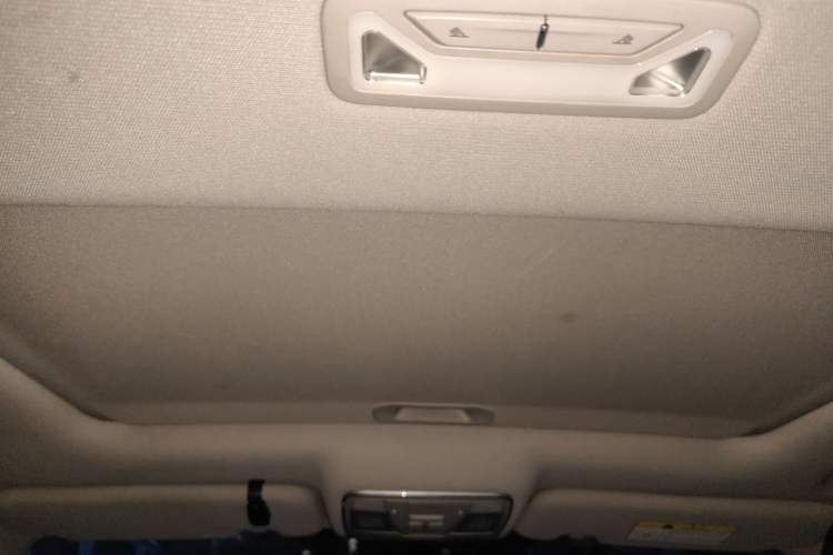 Used CHANGAN Eado 2018 1.6L GDI Automatic Fashion Edition Headliner