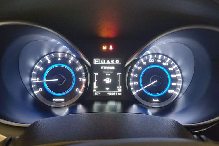 Used CHANGAN Eado 2018 1.6L GDI Automatic Fashion Edition Instrument Cluster