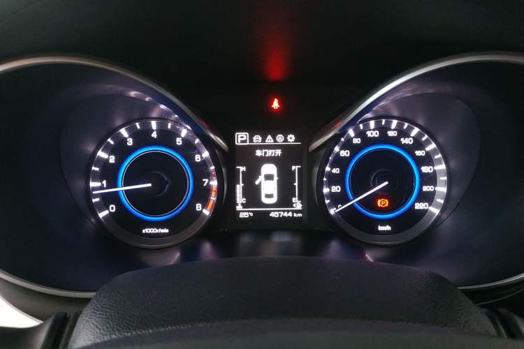 Used CHANGAN Eado 2018 High-Energy Edition 1.6L GDI Automatic Pioneer Model China V Standard Instrument Cluster