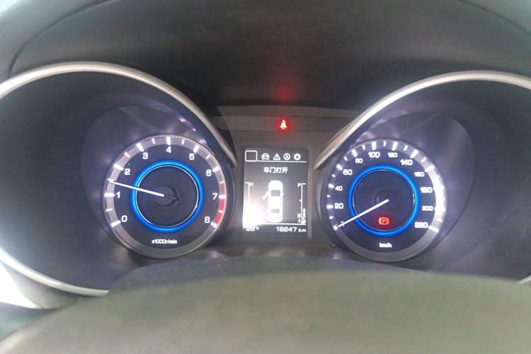 Used CHANGAN Eado 2018 1.6L GDI Manual Fashion Edition Instrument Cluster