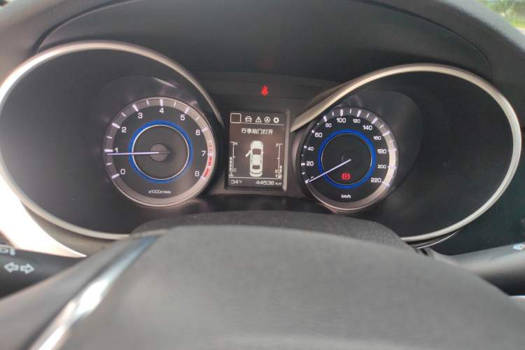 Used CHANGAN Eado 2018 1.6L GDI Manual Fashion Edition Instrument Cluster