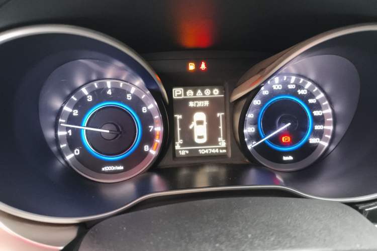 Used CHANGAN Eado 2018 1.6L GDI Automatic Fashion Edition Instrument Cluster