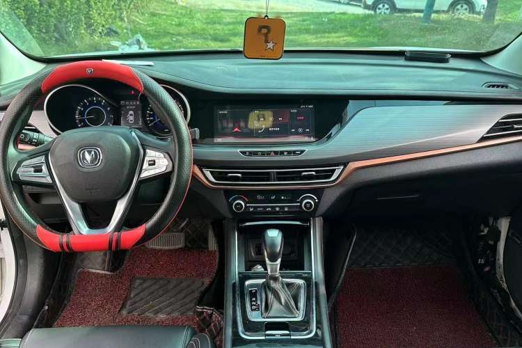 Used CHANGAN Eado 2018 1.6L GDI Automatic Trendy Model China V Standard Interior 1
