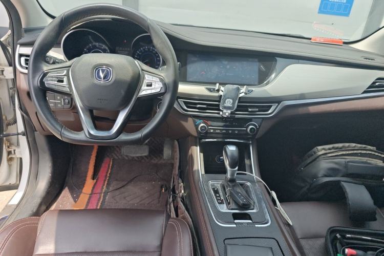 Used CHANGAN Eado 2018 1.6L GDI Automatic Prestige Model Interior 2