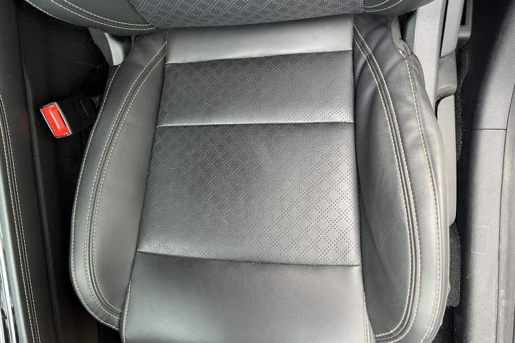 Used CHANGAN Eado 2018 High-Energy Edition 1.6L GDI Automatic Pioneer Model China V Standard Interior 2