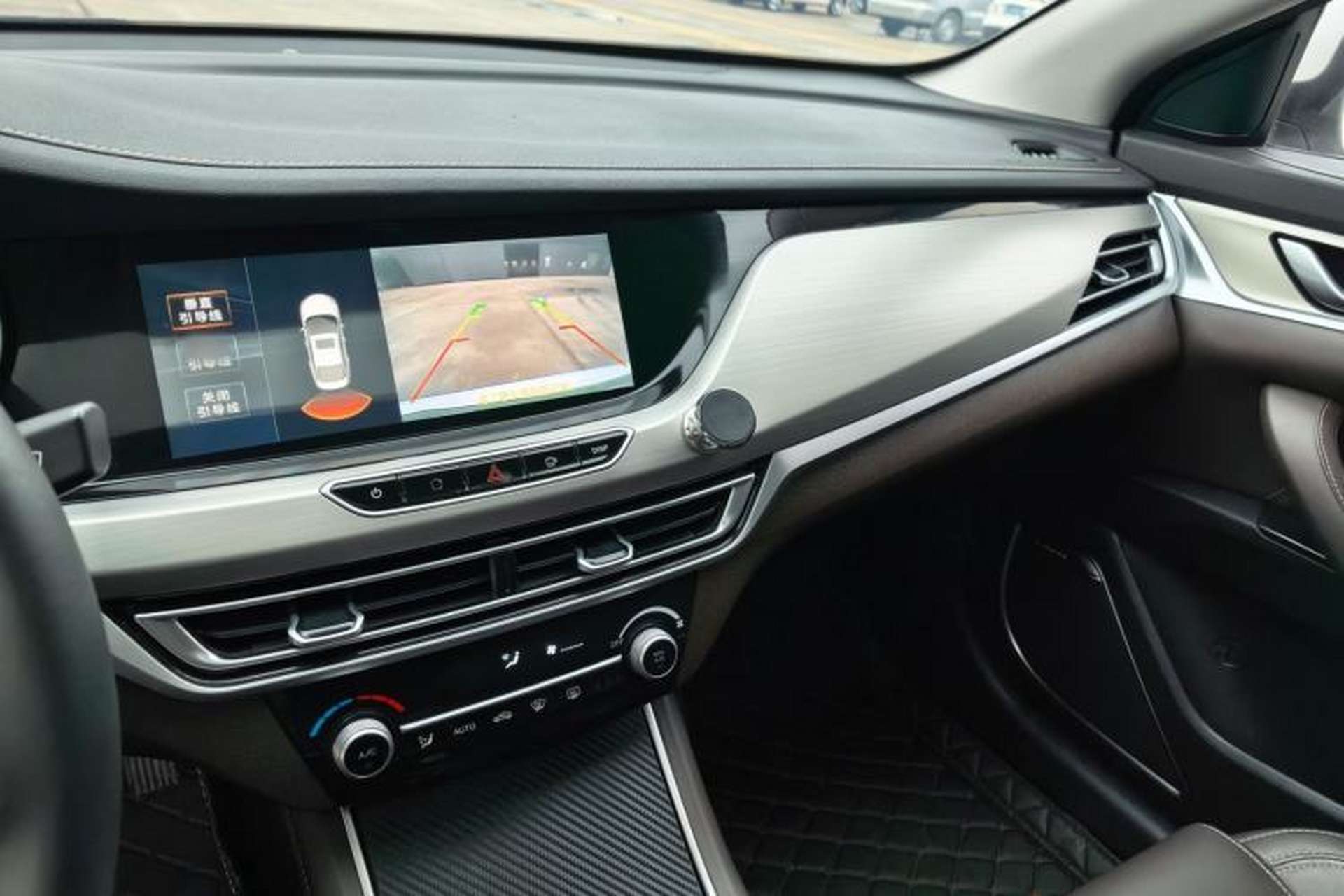 Used CHANGAN Eado 2018 1.6L GDI Manual LingShang Model Interior 5
