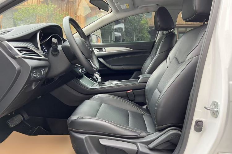 Used CHANGAN Eado 2018 High-Energy Edition 1.6L GDI Automatic Pioneer Model China V Standard Left Front Seat
