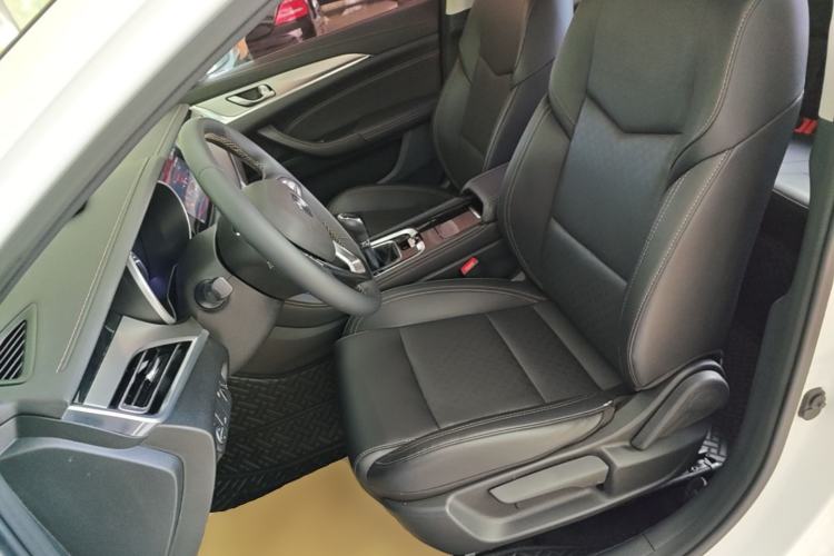 Used CHANGAN Eado 2018 High-Energy Edition 1.6L GDI Manual Pioneer Model China V Standard Left Front Seat