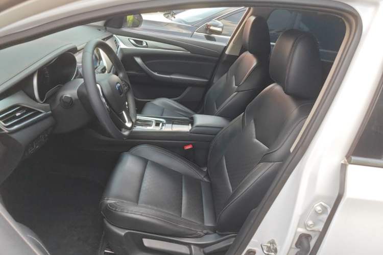 Used CHANGAN Eado 2018 High-Energy Edition 1.6L GDI Automatic Pioneer Model China V Standard Left Front Seat