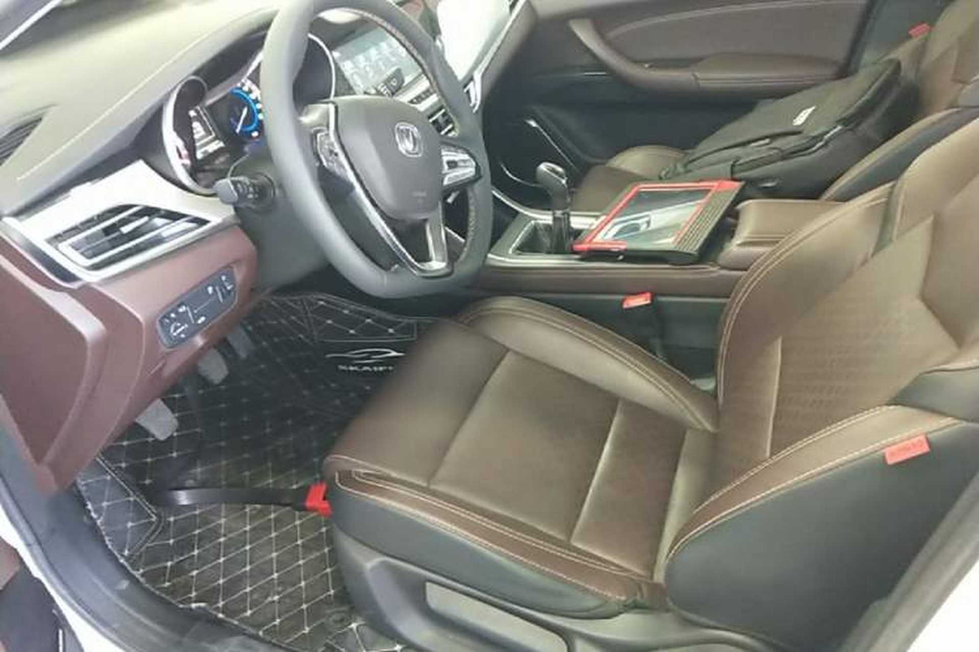 Used CHANGAN Eado 2018 1.6L GDI Manual LingShang Model Left Front Seat