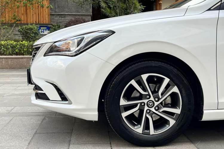 Used CHANGAN Eado 2018 1.6L GDI Manual Fashion Edition Left Front Wheel Hub