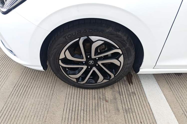 Used CHANGAN Eado 2018 1.6L GDI Manual Prestige Model Left Front Wheel Hub