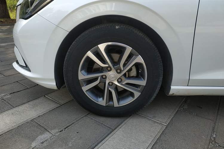Used CHANGAN Eado 2018 High-Energy Edition 1.6L GDI Automatic Pioneer Model China V Standard Left Front Wheel Hub