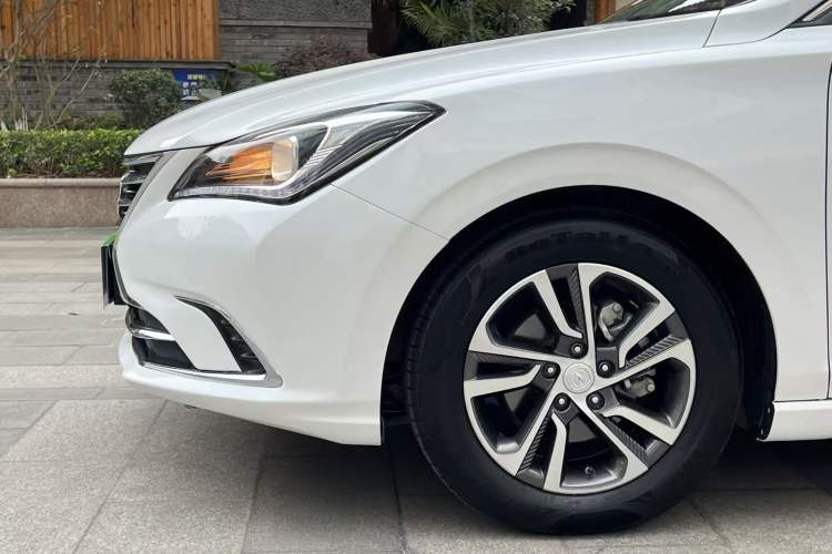 Used CHANGAN Eado 2018 High-Energy Edition 1.6L GDI Automatic Pioneer Model China V Standard Left Front Wheel Hub