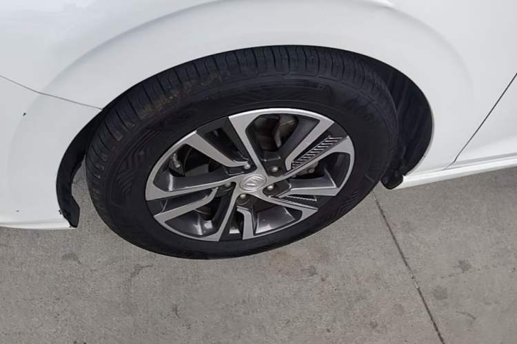 Used CHANGAN Eado 2018 High-Energy Edition 1.6L GDI Automatic Pioneer Model China V Standard Left Front Wheel Hub