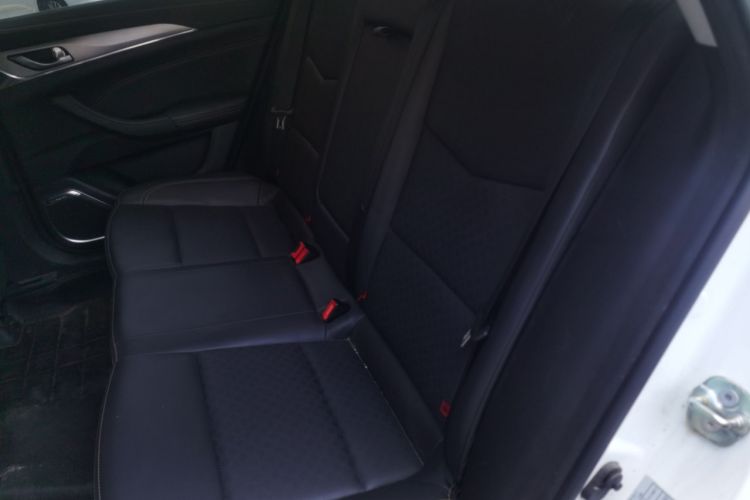 Used CHANGAN Eado 2018 1.6L GDI Manual Fashion Edition Left Rear Seat