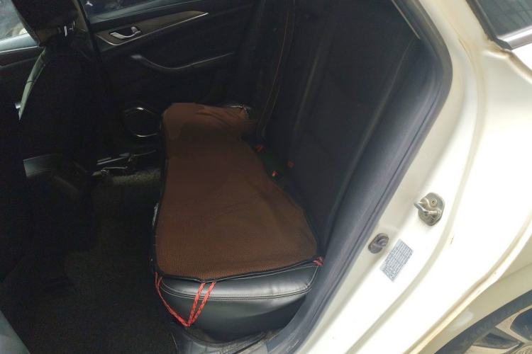 Used CHANGAN Eado 2018 High-Energy Edition 1.6L GDI Manual Pioneer Model China V Standard Left Rear Seat