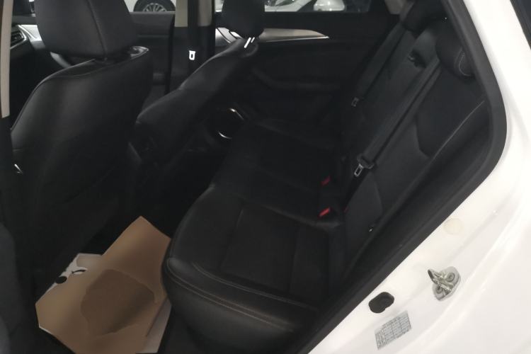 Used CHANGAN Eado 2018 High-Energy Edition 1.6L GDI Manual Pioneer Model China V Standard Left Rear Seat