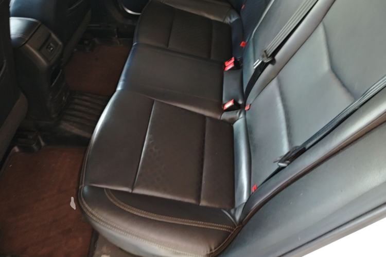Used CHANGAN Eado 2018 1.6L GDI Manual Fashion Edition Left Rear Seat