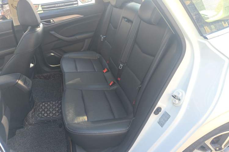 Used CHANGAN Eado 2018 High-Energy Edition 1.6L GDI Automatic Pioneer Model China V Standard Left Rear Seat