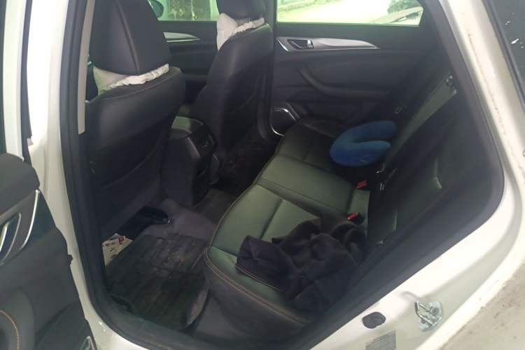Used CHANGAN Eado 2018 1.6L GDI Manual Fashion Edition Left Rear Seat