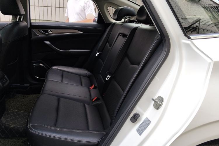 Used CHANGAN Eado 2018 1.6L GDI Manual Fashion Edition Left Rear Seat