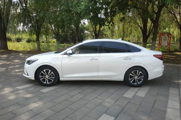 Used CHANGAN Eado 2018 High-Energy Edition 1.6L GDI Automatic Pioneer Model China V Standard Left Side