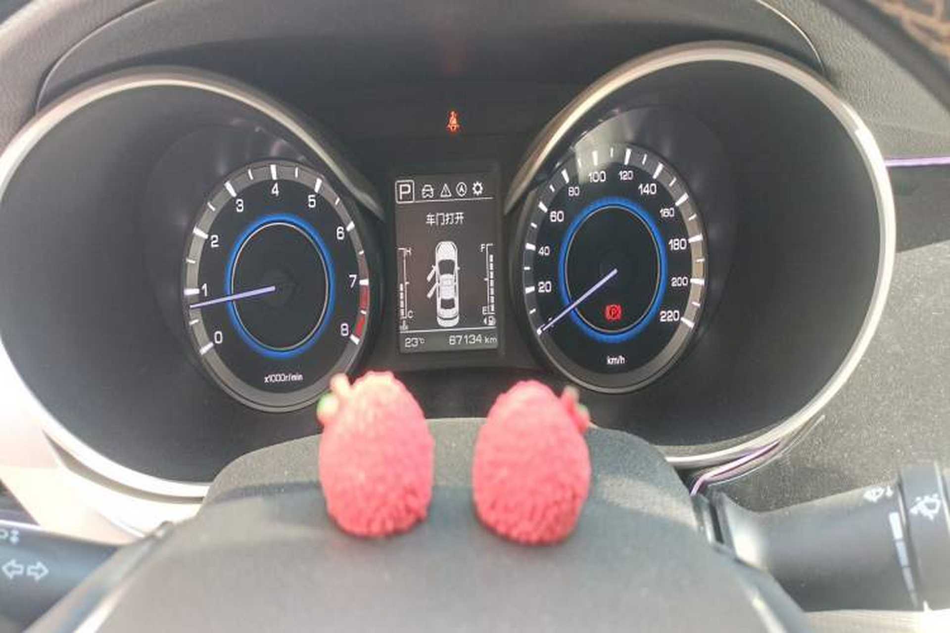 Used CHANGAN Eado 2018 1.6L GDI Automatic Fashion Edition Odometer Close Up