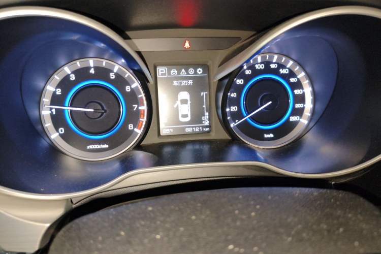 Used CHANGAN Eado 2018 1.6L GDI Automatic LingShang Model Odometer Close Up