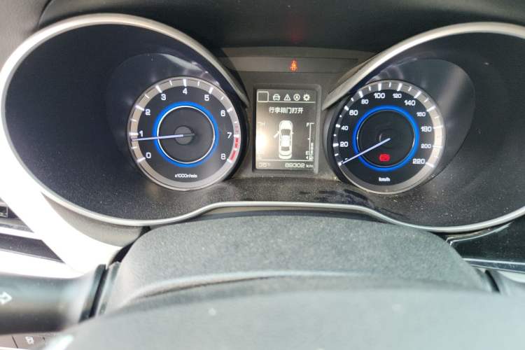 Used CHANGAN Eado 2018 1.6L GDI Manual Fashion Edition Odometer Close Up