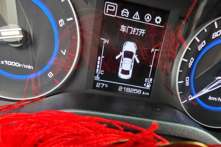 Used CHANGAN Eado 2018 BlueMotion 1.6L GDI Automatic JingShang Model Odometer Close Up