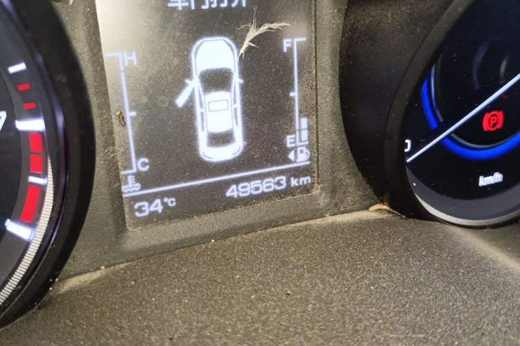 Used CHANGAN Eado 2018 1.6L GDI Manual Trendy Model China V Standard Odometer Close Up