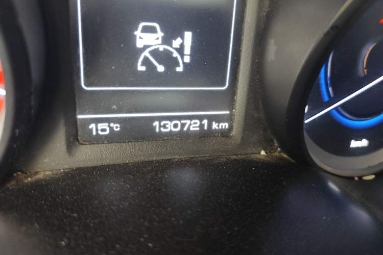 Used CHANGAN Eado 2018 High-Energy Edition 1.6L GDI Automatic Zhenfeng Model China V Standard Odometer Close Up