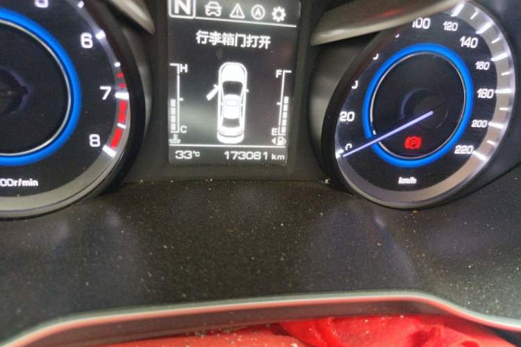 Used CHANGAN Eado 2018 1.6L GDI Automatic Fashion Edition Odometer Close Up