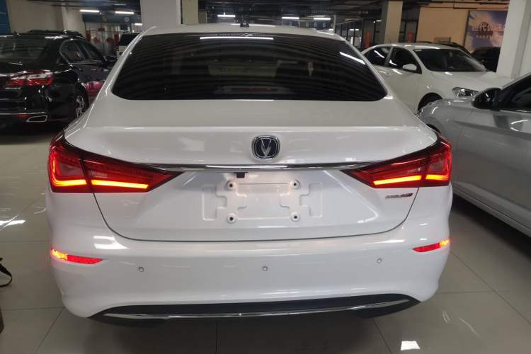 Used CHANGAN Eado 2018 High-Energy Edition 1.6L GDI Manual Pioneer Model China V Standard Rear