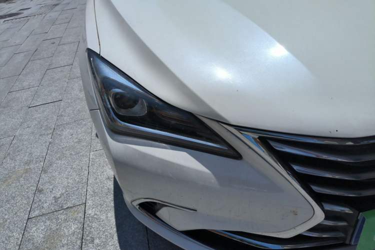 Used CHANGAN Eado 2018 High-Energy Edition 1.6L GDI Automatic Pioneer Model China V Standard Right Front Headlight