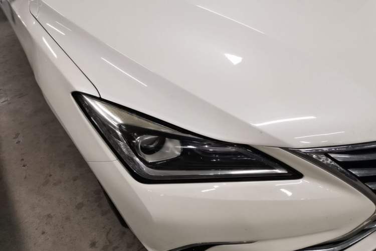 Used CHANGAN Eado 2018 1.6L GDI Automatic LingShang Model Right Front Headlight
