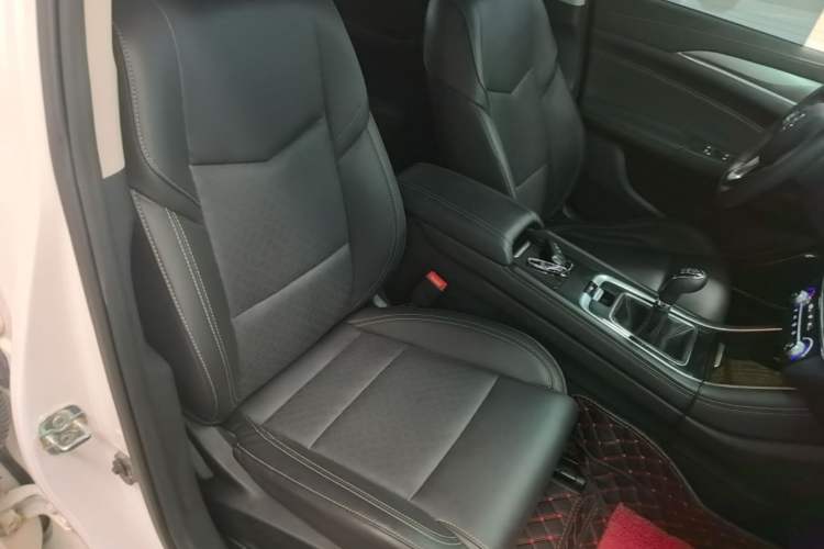 Used CHANGAN Eado 2018 1.6L GDI Manual Fashion Edition Right Front Seat